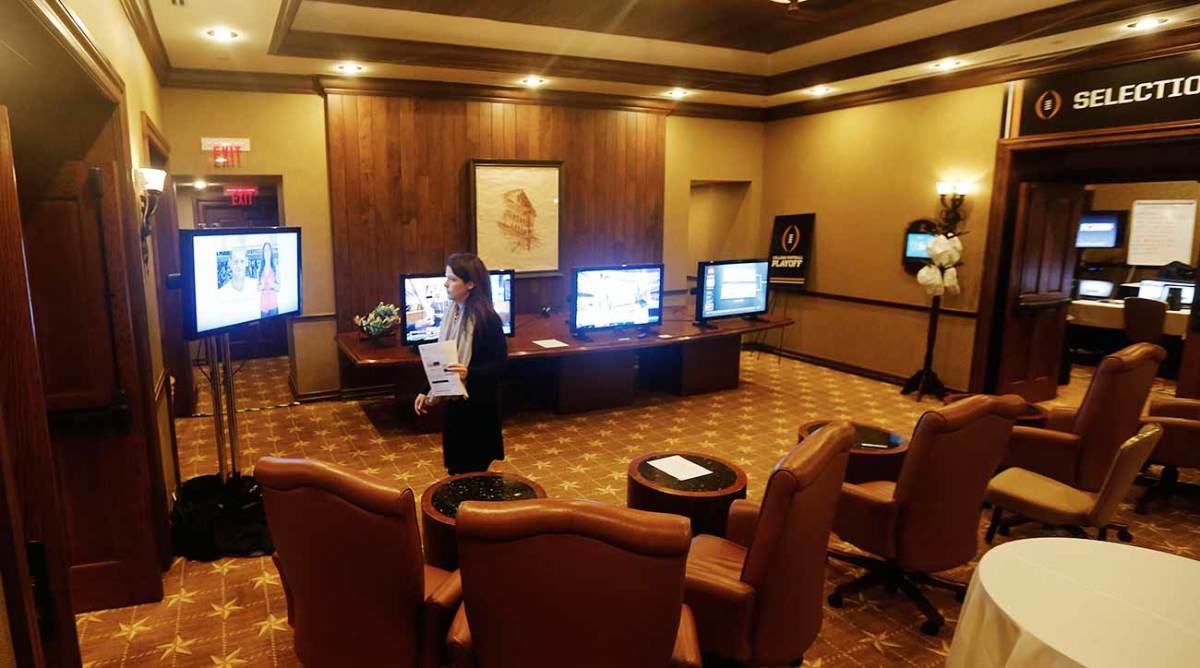 college-football-playoff-bacon-room.jpg